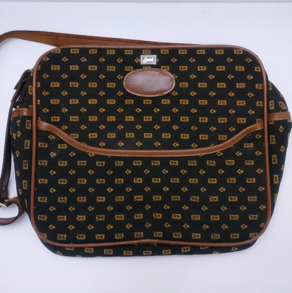 Lark Tapestry Carry-on Suitcase Luggage Bag Tote Vintage Modern Retro Green Gold